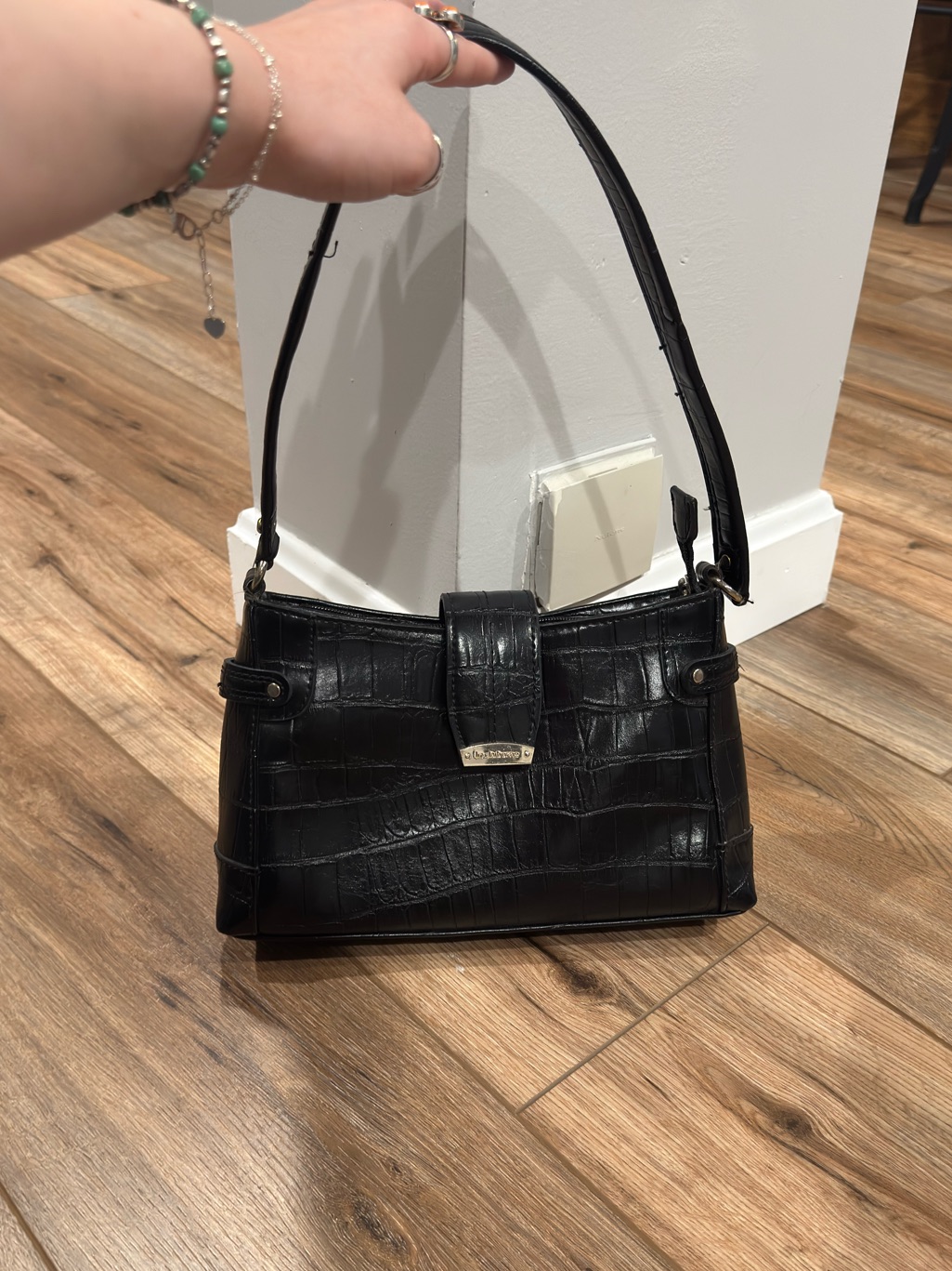 Liz Claiborne Vintage 2000s Y2k Black Crocodile Leather Shoulder Bag
